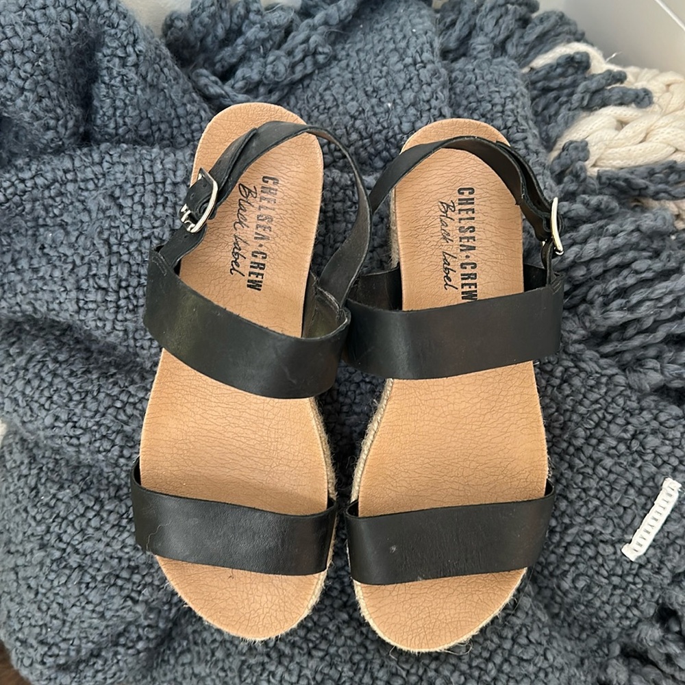 Women’s Chelsea Crew Colby platform sandles